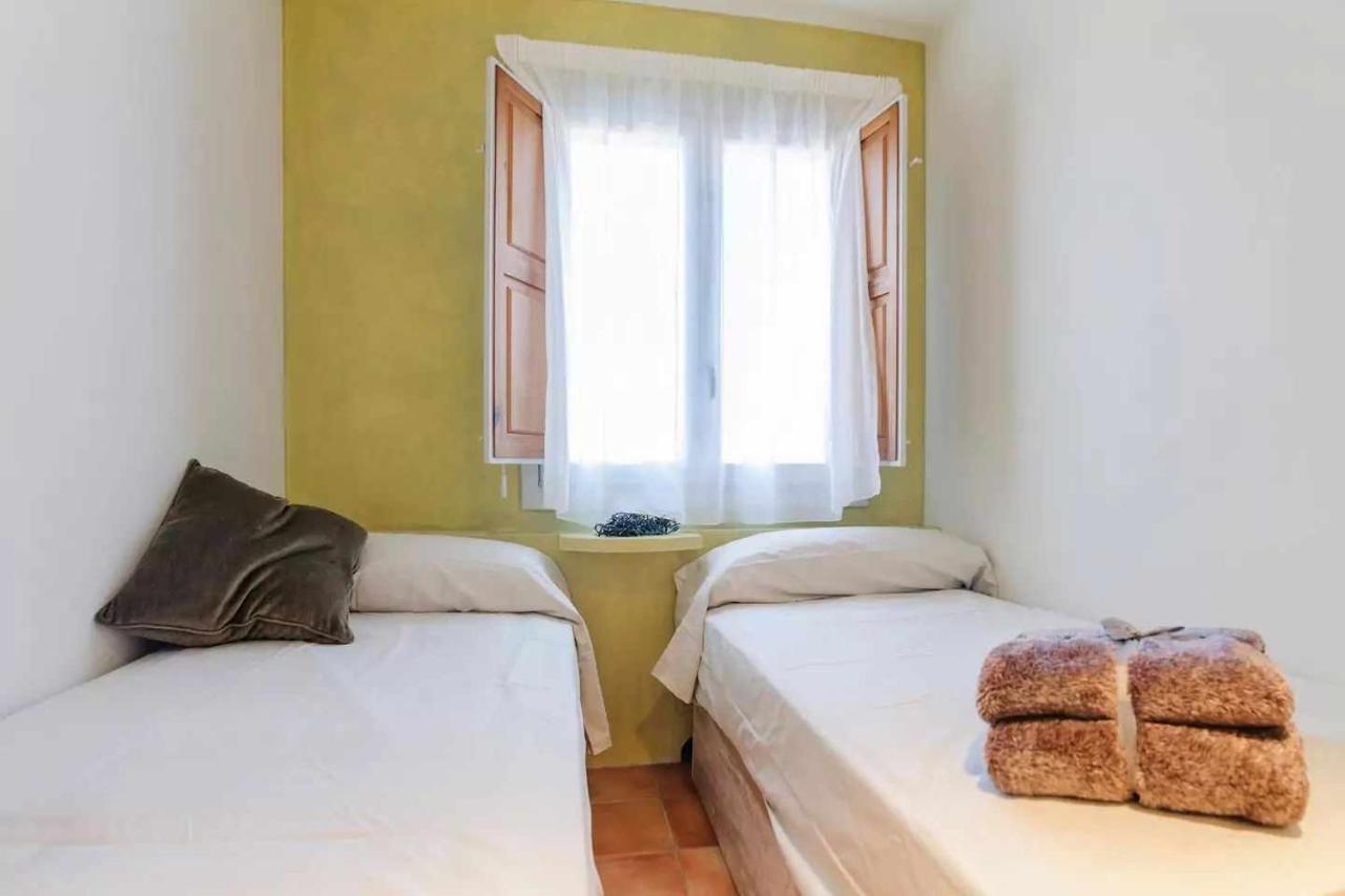 Apartamento Can Trona 1B Turismo Volcanico En La Garrotxa Joanetes Exterior photo